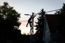 Mészáros Lőrinc cége is profitálhat a felszabadított uniós forrásokból