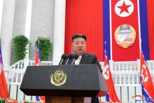 Nukleáris fegyverekkel szereli fel haditengerészetét Észak-Korea