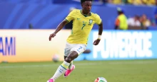 Brazília kivégezte a bulit? Vinícius góljai a kiesés szélére sodorták Skóciát