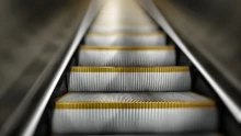 Figyelem, órákra leáll a metró!