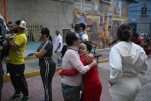 „235 olyan sérültet fogadtunk, akik életjelek nélkül érkeztek” – tovább emelkedett a venezuelai földrengés halálos áldozatainak száma