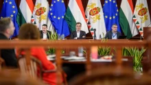 Budapest nem kér a gyűlöletbeszédből, a kéretlen manipulációból és a fogyasztásra ösztönző plakáttengerből