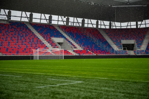 Portugál, olasz és magyar érdeklődő pályázik a Videoton FC-re