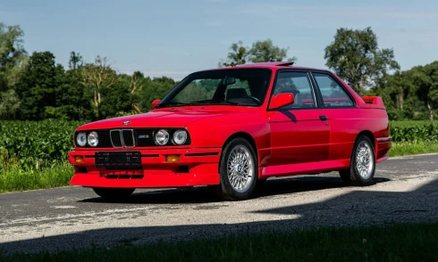 38 éves szívdöglesztő BMW M3 Evo II vár új gazdára itt a szomszédban