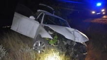 Árokba csapódott egy BMW a 6-os úton, az utastere egy kocsmára hasonlított