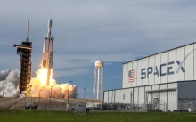 Minden rekordot megdöntött a kilövés, de azóta egyre meredekebb zuhanásba vált a SpaceX tőzsdei röppályája