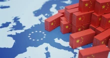 Kína 14 európai vállalatra vezetett be exporttilalmat az új uniós szankciókra válaszul