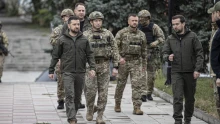 Lefejezte a hadsereget Zelenszkij: egy területen már most előnyben van az új főparancsnok