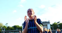 A világ legjobbjai ellen folytatja a magyar focista