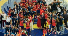 Brutálisan megadóztatja az Egyesült Államok a vb-győztes spanyol válogatottat