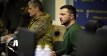 Dühbe gurult Zelenszkij, sajátjait is hibáztatja egy súlyos orosz csapás miatt
