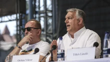 „Takarodj a liberális mocskos kurva anyádba!” – üzente Orbán Viktor igeforrása a fideszes Németh Zsoltnak, aki szerint a Fidesznek tenni kellene egy félfordulatot az Európai Unió felé