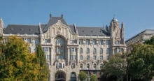 Hihetetlen összegek! Ennyiért szállnak meg Budapesten a Forma-1 sztárjai