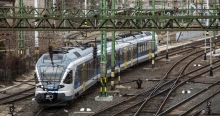 Kevesebb késés, gyorsabb InterCityk: Vitézy Dávid 230 milliárdos vasútfejlesztést jelentett be