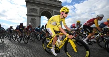 Őrült befutó a Tour de France utolsó etapján, Tadej Pogacar ötödször győzedelmeskedett