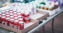 A Coca-Cola fejesei imádták a hidratációs szüneteket a focivébén, az eredményeik kilőttek a második negyedévben
