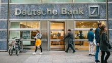 Jelentett a Deutsche Bank, sikerült meglepnie az elemzőket