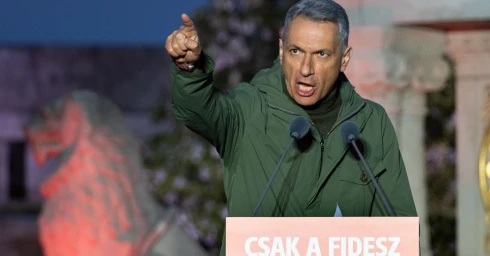 Lázár János hiányzik a legtöbbet a parlamenti szavazásoknál