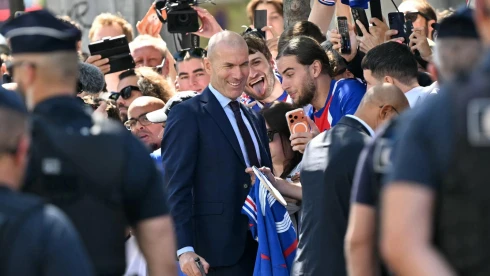 Roberto Mancini olasz, Zinedine Zidane francia szövetségi kapitány lett