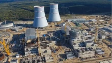 Történelmi mélyponton a Duna vízszintje, még Paks teljesítményét is csökkenteni kell