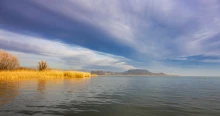 Holnap végre megtartják a Balaton-átúszást: ma délig lehet még nevezni