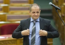 Budai Gyula is elhagyja a Fidesz-frakciót, meglepő, kik ülnek be a parlamentbe