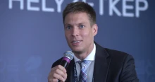 Kiderült, kik veszik át Szijjártó Péter és Budai Gyula megüresedett helyét a parlamentben