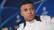 Kylian Mbappé anyukája megtiltotta a mobilozást a fia klubjában