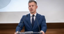 Rendkívüli bejelentést tett Magyar Péter: nagy energiafejlesztések jönnek, Paksról is fontos hírt közölt