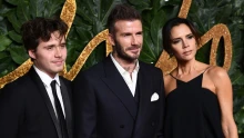 Újabb jel a Beckham család viszályáról: Brooklyn Elton Johnékkal mutatkozott