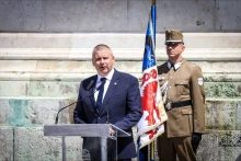 800 millióért szerződött Balásyékkal a Honvédelmi Minisztérium cége, Ruszin-Szendi Romulusz feljelentést tett