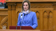 Az is lehet, hogy Novák Katalin tucatjával engedett szavadon veszélyes tiszás bűnözőket, és ezért a lapítás!