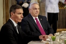 Egy dán EP-képviselő vörös Orbánnak nevezte Pedro Sánchezt