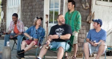 Forog a 3. rész, 16 év után újra együtt a Nagyfiúk sztárjai: Kevin James felismerhetetlen, Salma Hayek még mindig gyönyörű – Fotó