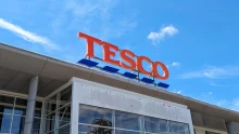 Végül megtörte a csendet a Tesco: Londonból reagáltak a magyar üzletlánc eladásáról szóló hírekre – a válaszban ott rejtőzik a súlyos ítélet is