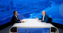 Hack Péter: Ugyanazzal a fegyverrel nyírták ki Sulyok Tamást, mint egykor Baka Andrást