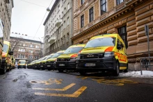 Nyomozók jelentek meg az OMSZ két budapesti telephelyén