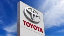 Több mint egymilliót vert a teljes Volkswagen-csoportra az eladásokban a Toyota, megállíthatatlanok a japánok