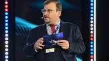 Horogkeresztes poszt miatt vádat emeltek az Alapjogokért Központ propagandistája ellen