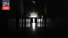 Megtagadta a gimnázium egykori transznemű diákjától, hogy törölje a nevét és fotóját a tablóról, a NAIH utóbbinak adott igazat