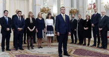 Óda a döntéshozókhoz, avagy könyörgöm, tüntessük ki Matolcsy Ádámot!