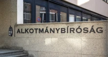 Sorsdöntő ülés az Alkotmánybíróságon: Sulyok Tamás ügyét is tárgyalják