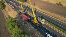 Lengyel különgép érkezik Magyarországa a buszbaleset miatt