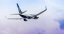 Döbbenetes fordulat a Ryanair-horror után: kiderült, mi törte be a repülőgép ablakát