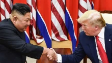 Donald Trump csökkenti az amerikai részvételt dél-koreai hadgyakorlaton, mivel szerinte Kim Dzsongun a Fehér Házban "tiszteletteljes' volt vele az eltöltött időben