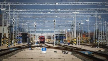 Közlekedés: három Tisza-ígéret volt száz napra, több tucat több évre
