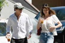 Szakított Dakota Johnson és 7 évvel fiatalabb párja, Role Model