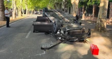 Legalább százzal ment a Mercedes vezetője a negyvenes táblánál, amikor halálra gázolt egy kerékpárost Siófokon