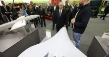 Műholdfelvételek buktatták le Vlagyimir Putyint, titkos bázisokról csaphat le a NATO-ra
