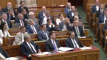 Panyi Miklós: A Tisza-kormány első száz napja a totális hatalom kiépítéséről szólt